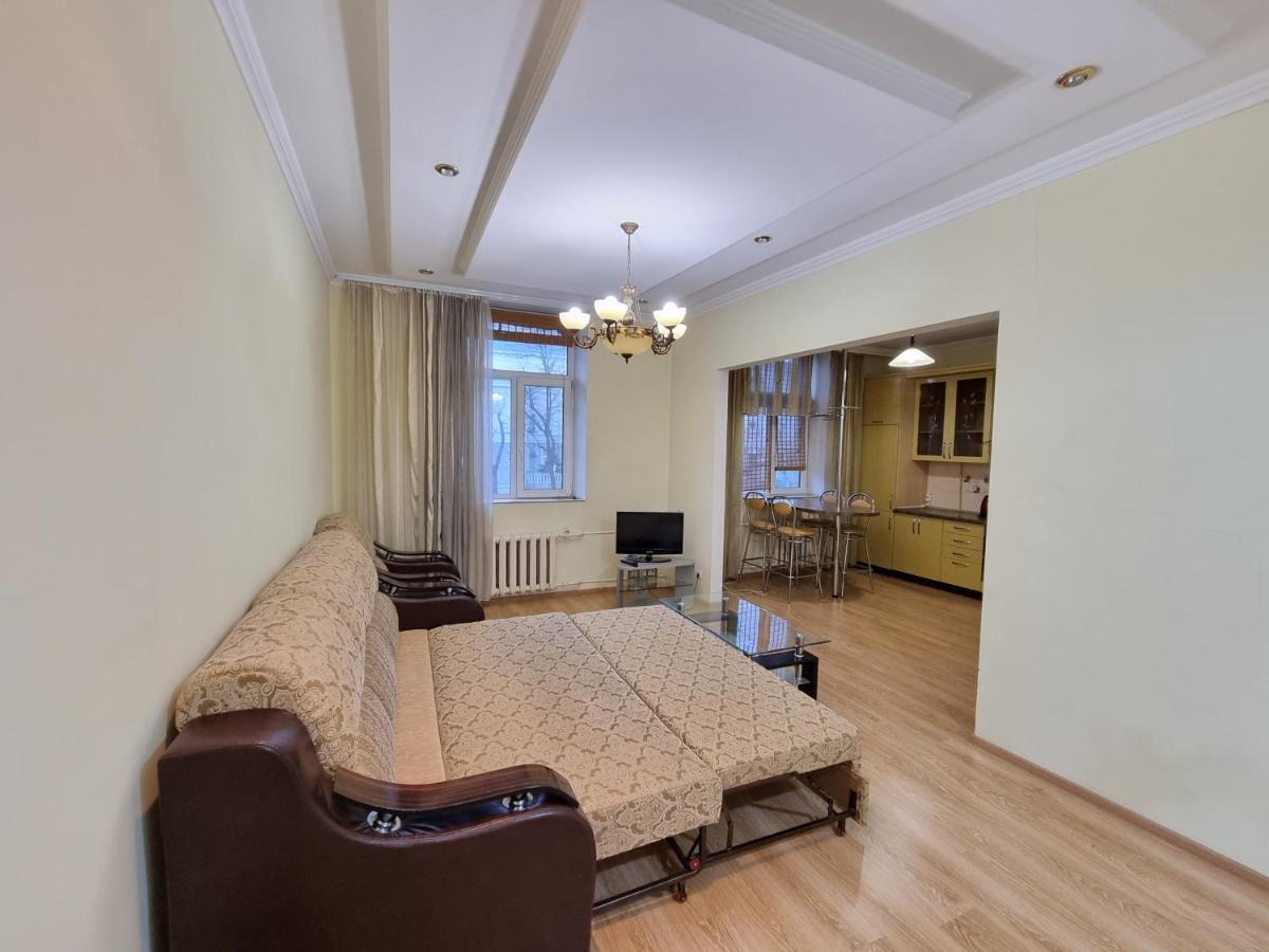 Stefan Cel Mare Boulevard Ultracentral Apartments In The Center Kischinau Exterior foto