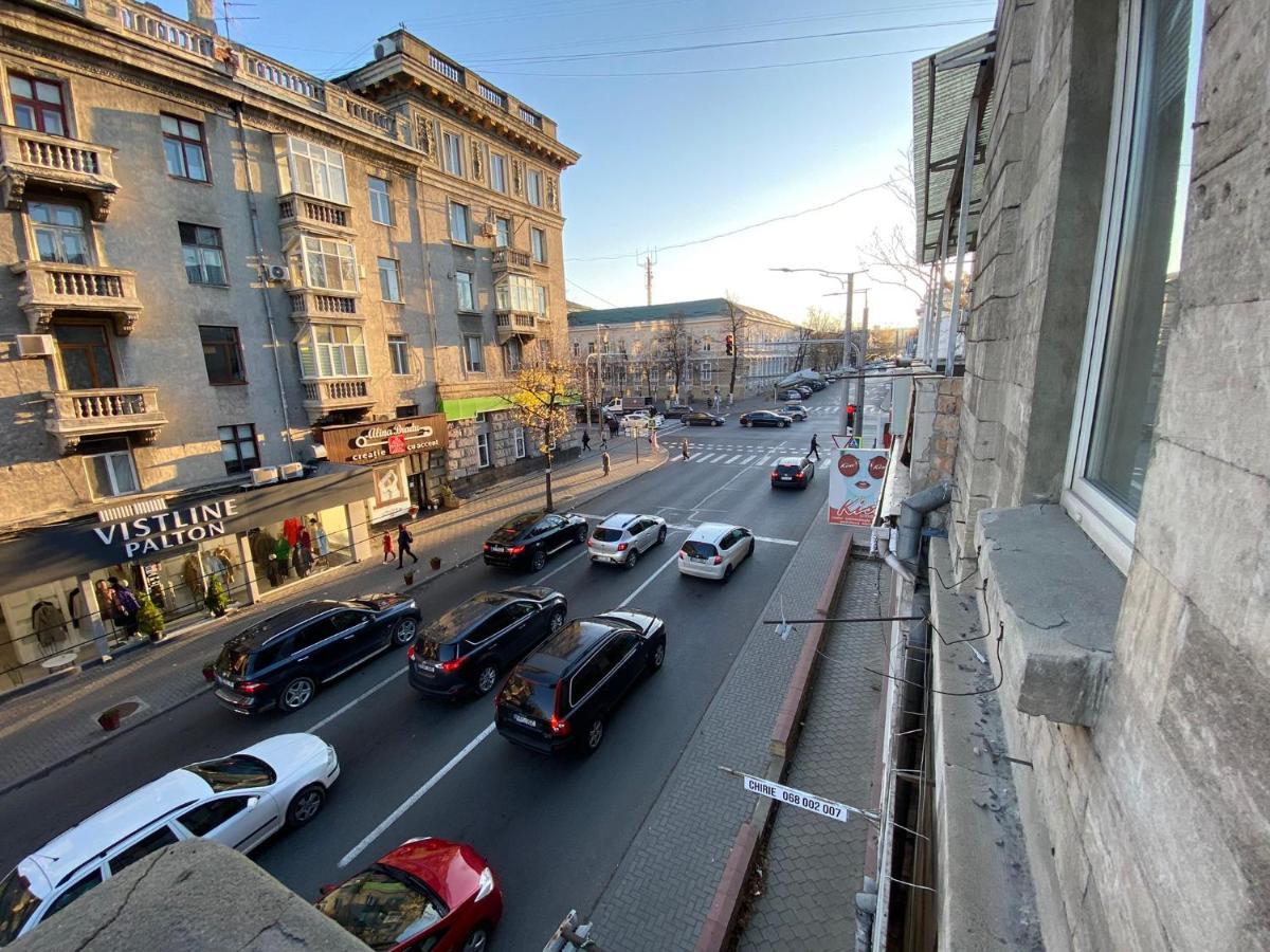 Stefan Cel Mare Boulevard Ultracentral Apartments In The Center Kischinau Exterior foto