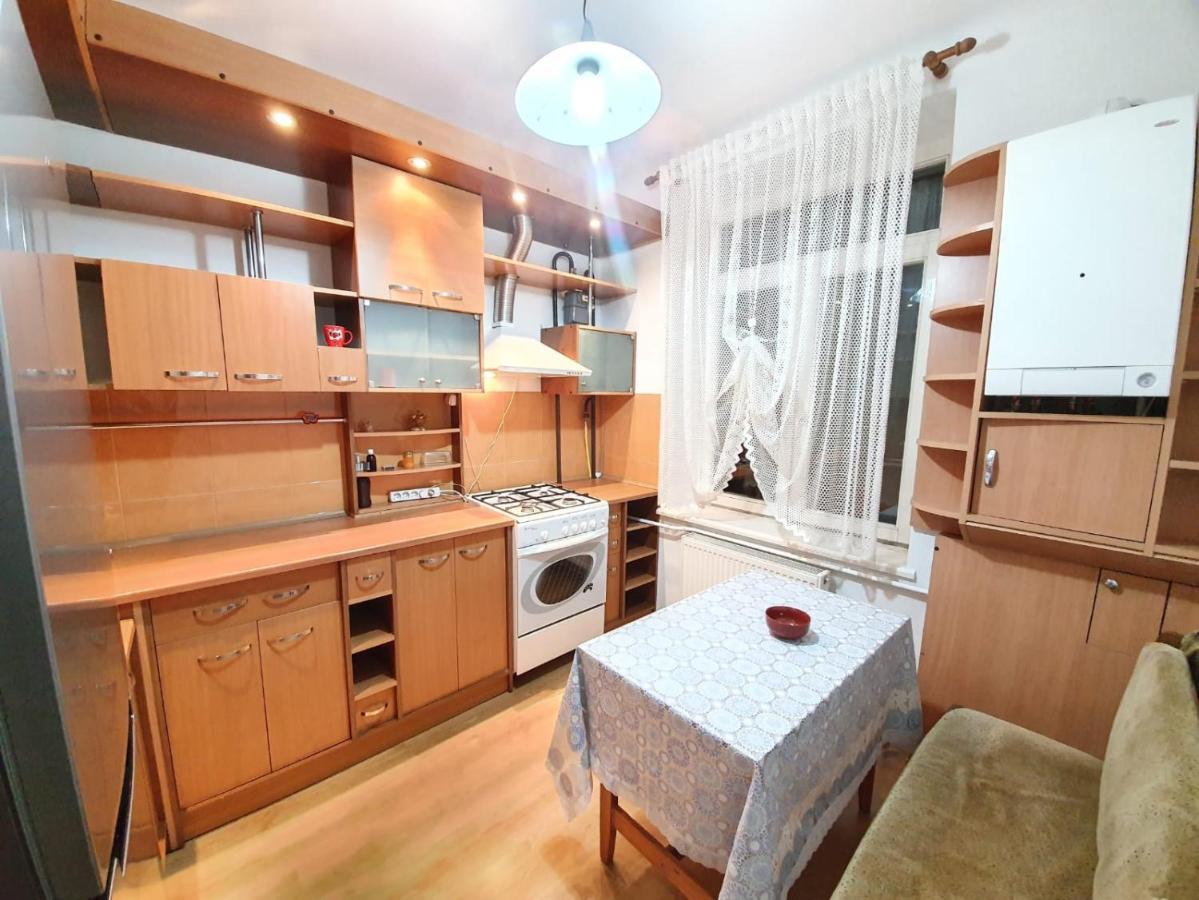 Stefan Cel Mare Boulevard Ultracentral Apartments In The Center Kischinau Exterior foto