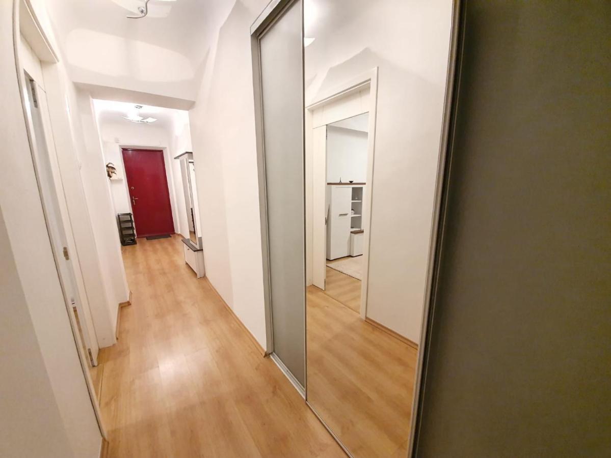 Stefan Cel Mare Boulevard Ultracentral Apartments In The Center Kischinau Exterior foto